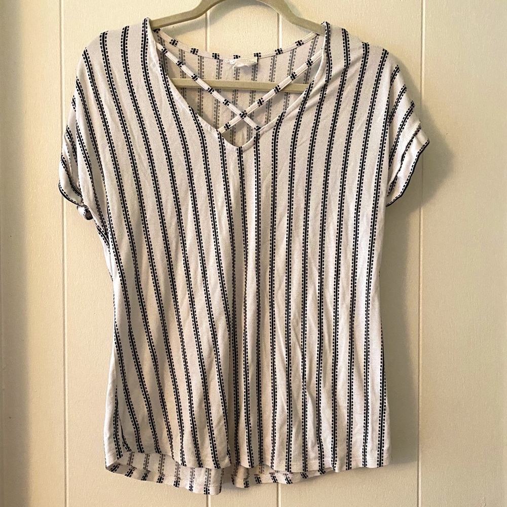 Black and white striped blouse - Picture 1 of 1